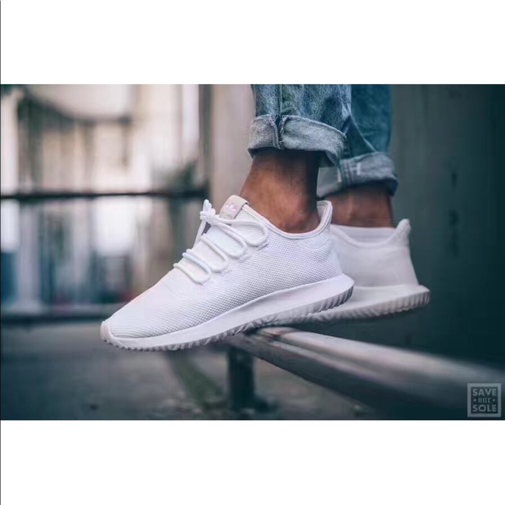 💥Last one 💥Adidas new🔥🔥sneakers 💥💥💥💥💥 - Picture 3 of 8
